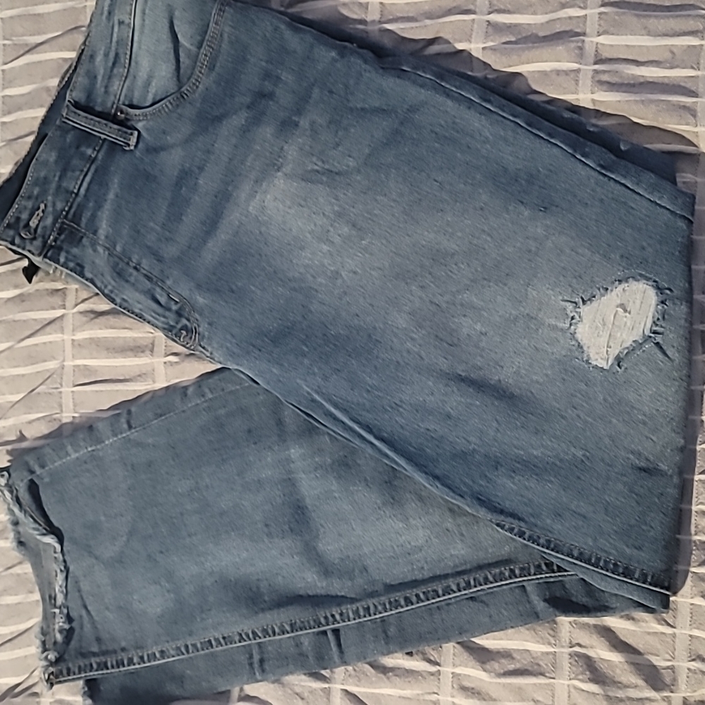 Kenneth Cole skinny jeans